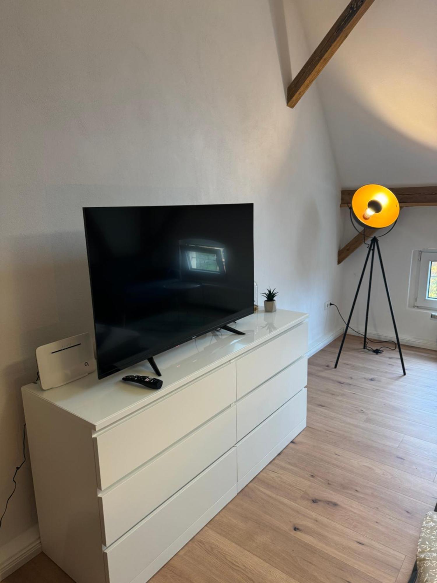 Appartement "Nina"Im Dachgeschoss, Inklusive Parkplatz Halle  Dış mekan fotoğraf